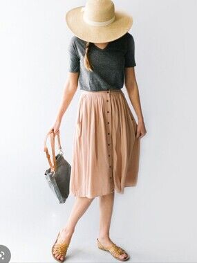 The Main Street Exchange 'SKYE' Black Button-Front Midi Skirt